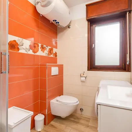 In With Wifi Lägenhet